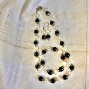 Elegant Black Onyx and White Glass Pearl Necklace Bracelet and Earrings Set